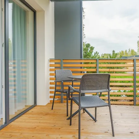 Aleja Poludniowa 12 Surfingbird * Dźwirzyno