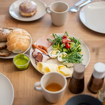 Aleja Poludniowa 12 Surfingbird